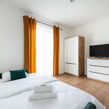Hohome Comfy Apartments Varsóvia Exterior foto