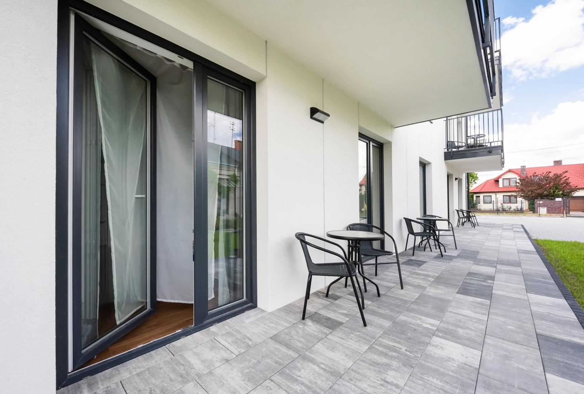 Hohome Comfy Apartments Varsóvia Exterior foto